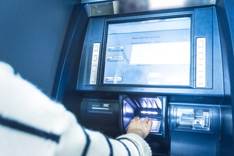 BANCO FINANDINA S.A. BIC Como Emisor De Un Bono Sostenible Y Una Suscripción Por 120.000 Millones De Pesos Colombianos A Ser Suscritos Por Idb Invest.